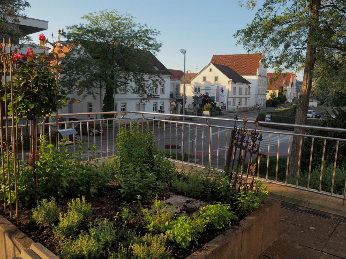 Hotel „Zur Linde“ Ehingen  Buitenkant foto